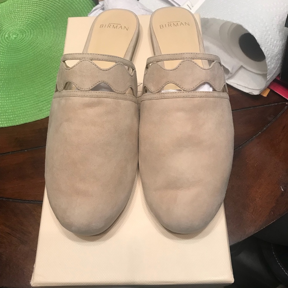 NEW Alexandre Birman Natural Suede Mules Sz 9